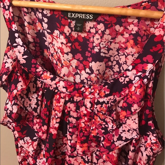Express floral sundress - Picture 3 of 7